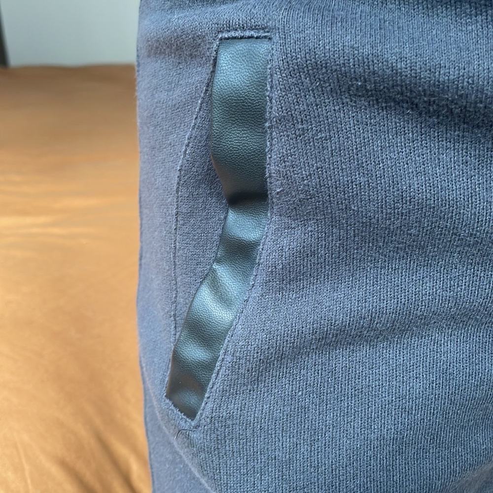 Jumpsuit - Picture 3 of 7